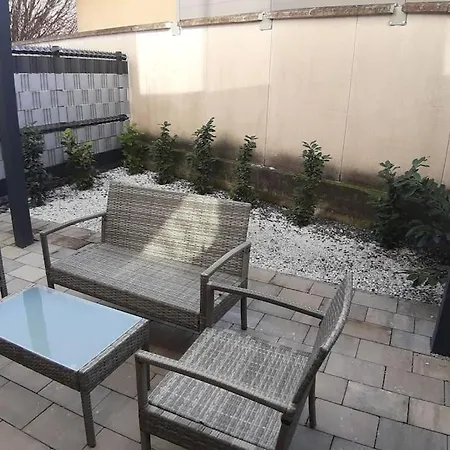 Large With A Terrace Appartamento *